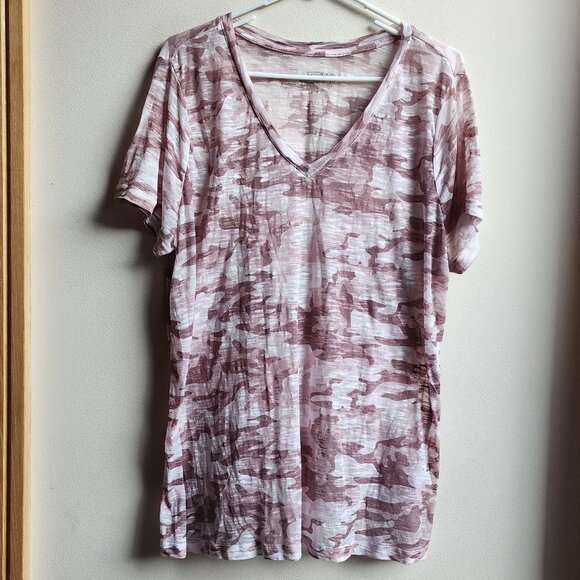 Mudd Pink Camo V-Neck Tissue T-Shirt Size XL - Picture 7 of 14